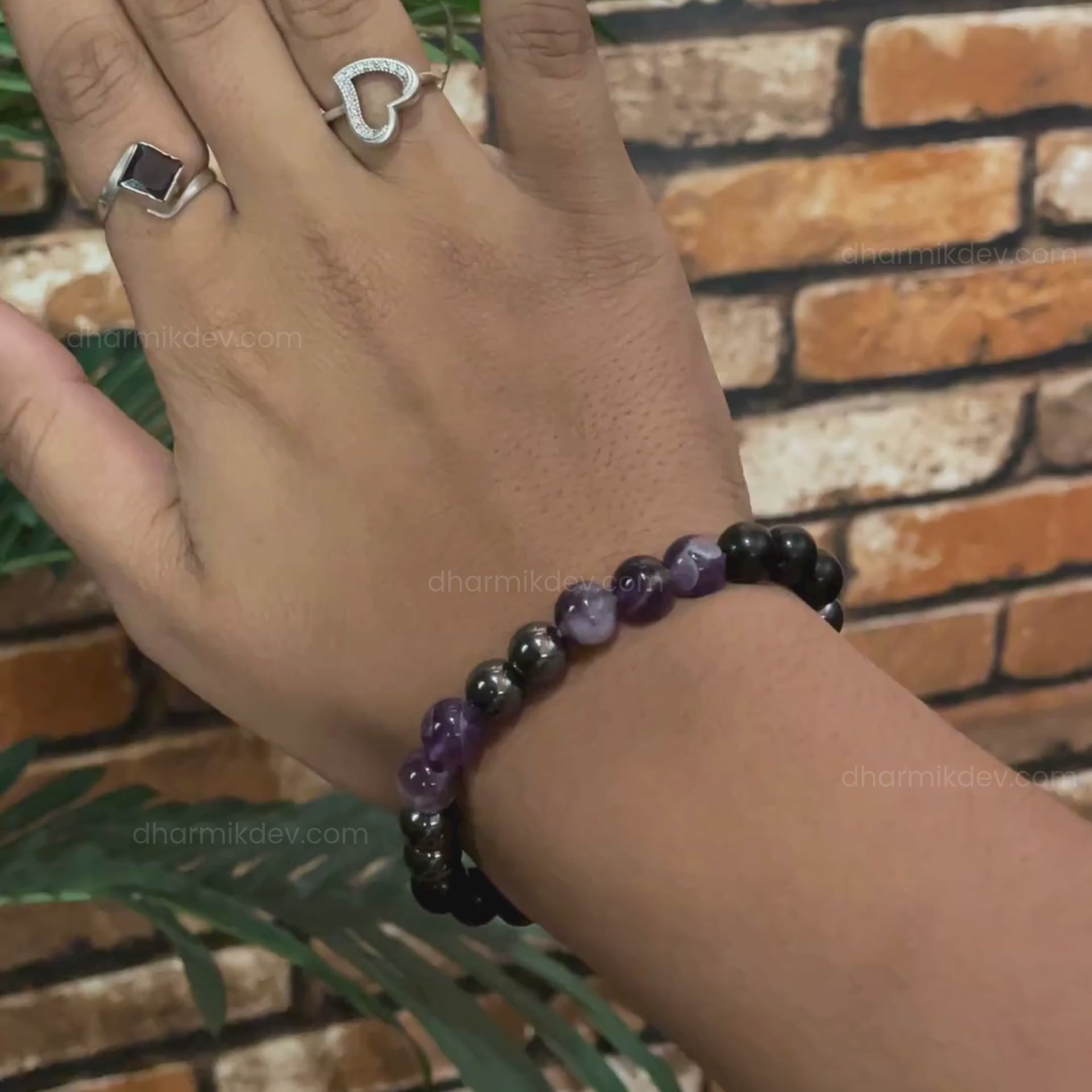 Mulank 8 Crystal Bracelet (Govt Lab Certified)