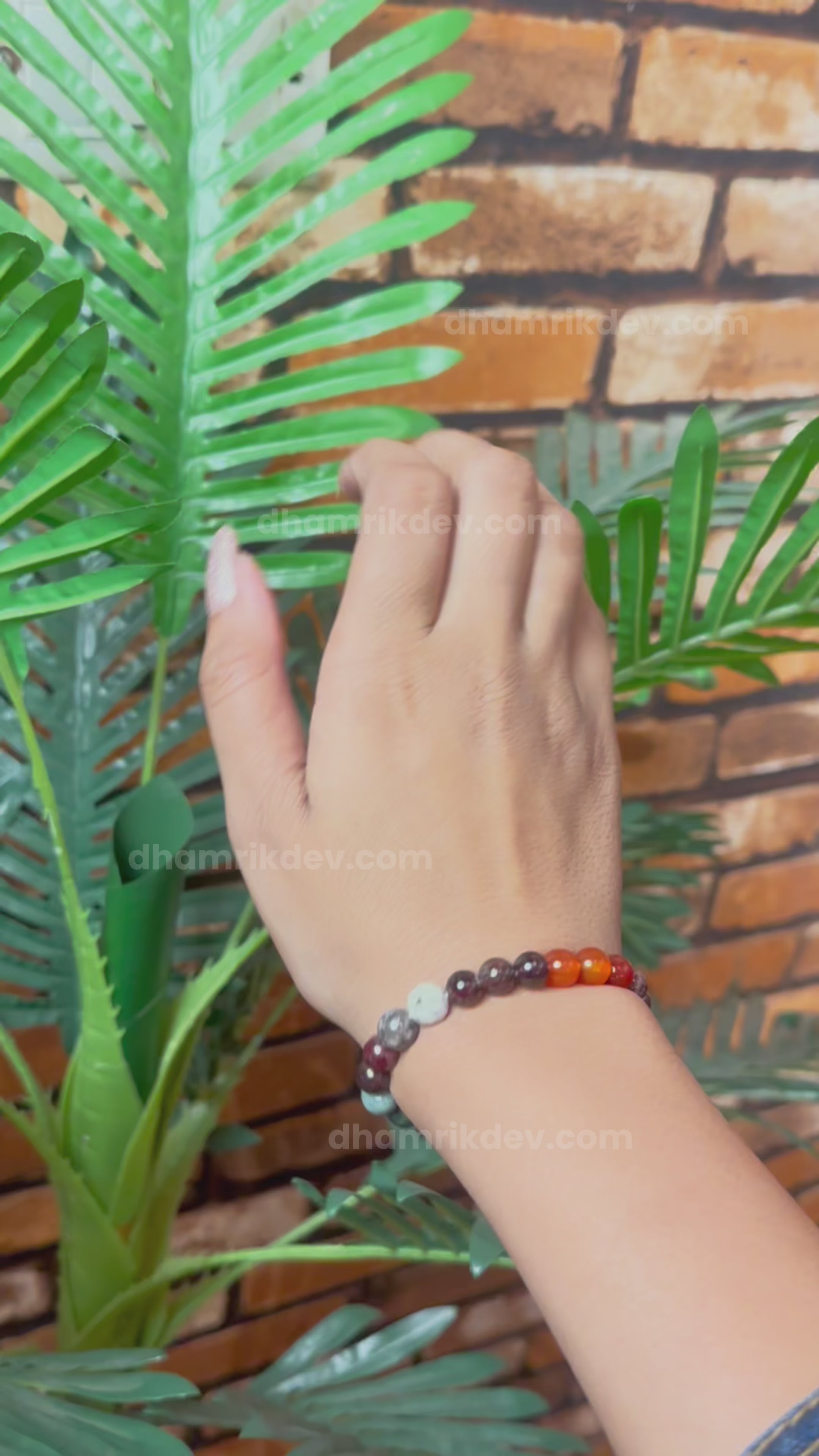 Mulank 9 Crystal Bracelet (Govt Lab Certified)